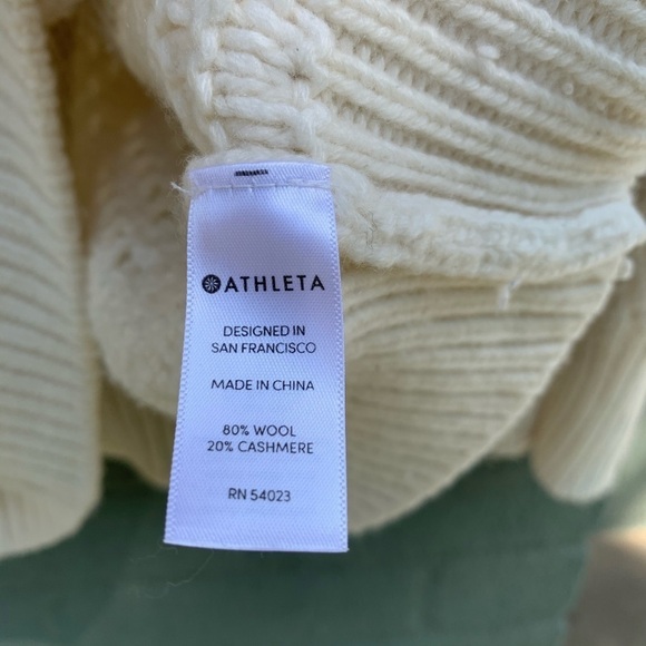 Athleta Wool Cashmere Cable Knit Sweater | Dreamy Cream  | Size Small - Picture 6 of 7